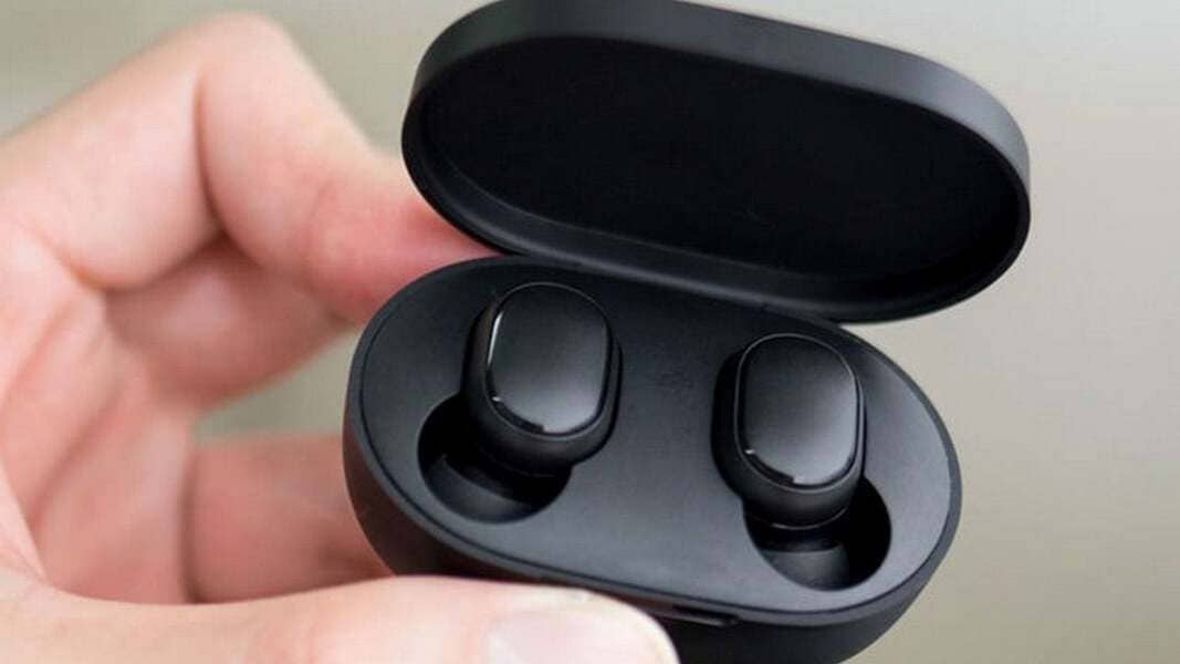 Best AirPods analogues with Aliexpress - Xiaomi Redmi AirDots