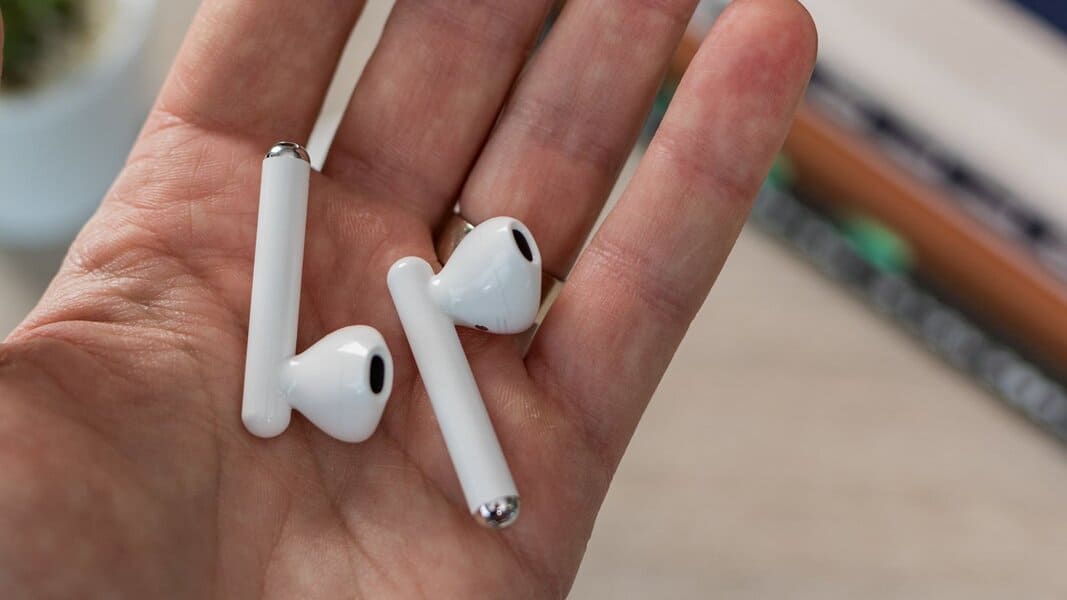 Най-добрите слушалки за iPhone Huawei FreeBuds 3
