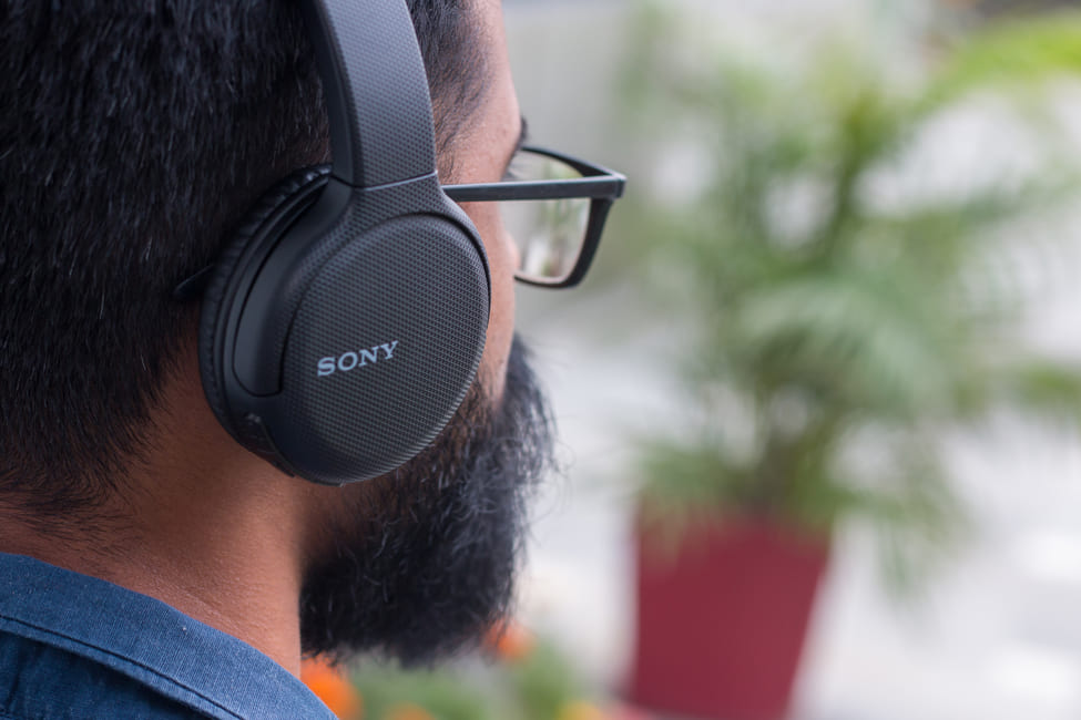 On-ear headphones Sony WH-CH510