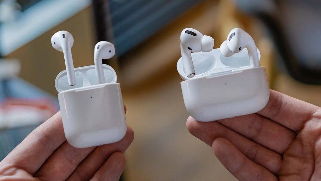 how to distinguish airpods from fake