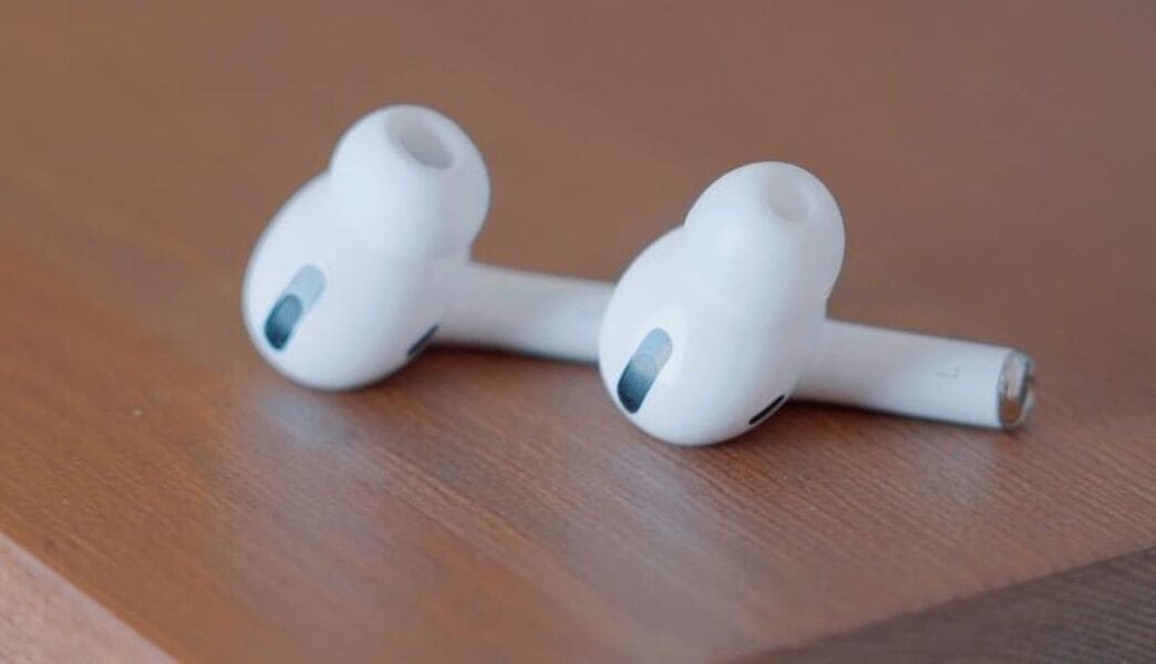 differences between airpods and fakes