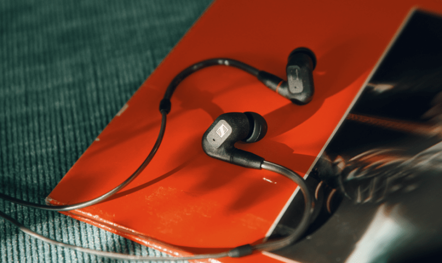 Sennheiser IE 300 - Нови ежедневни аудиофилски слушалки